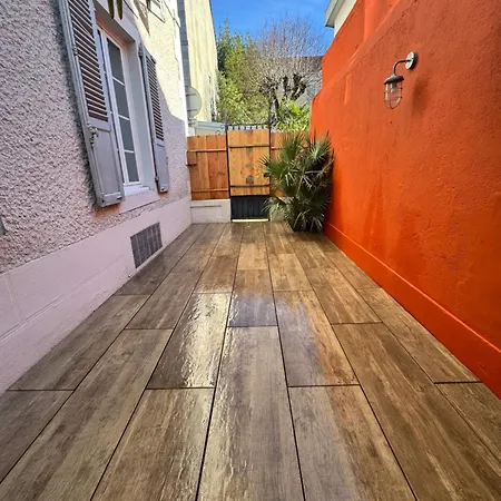 Saussat Apartment *